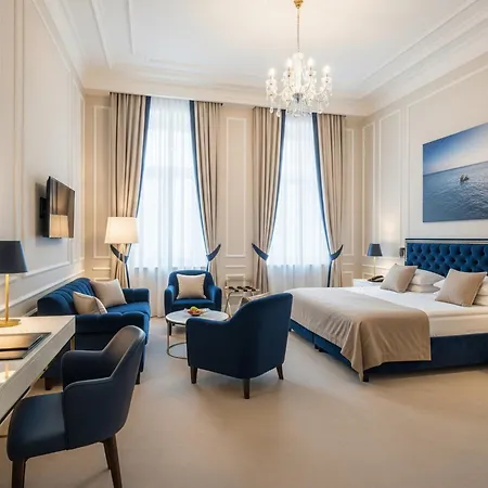 Mina I Hotel 5*